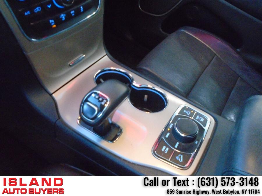 Used Jeep Grand Cherokee Summit 4x4 4dr SUV 2015 | Island Auto Buyers. West Babylon, New York Used Jeep Grand Cherokee Summit 4x4 4dr SUV 2015 | Island Auto Buyers. West Babylon, New York
