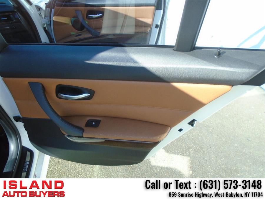 Used BMW 3 Series 328i xDrive AWD 4dr Sedan SULEV 2011 | Island Auto Buyers. West Babylon, New York Used BMW 3 Series 328i xDrive AWD 4dr Sedan SULEV 2011 | Island Auto Buyers. West Babylon, New York