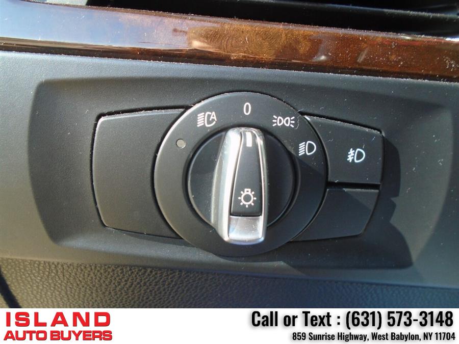 Used BMW 3 Series 328i xDrive AWD 4dr Sedan SULEV 2011 | Island Auto Buyers. West Babylon, New York Used BMW 3 Series 328i xDrive AWD 4dr Sedan SULEV 2011 | Island Auto Buyers. West Babylon, New York