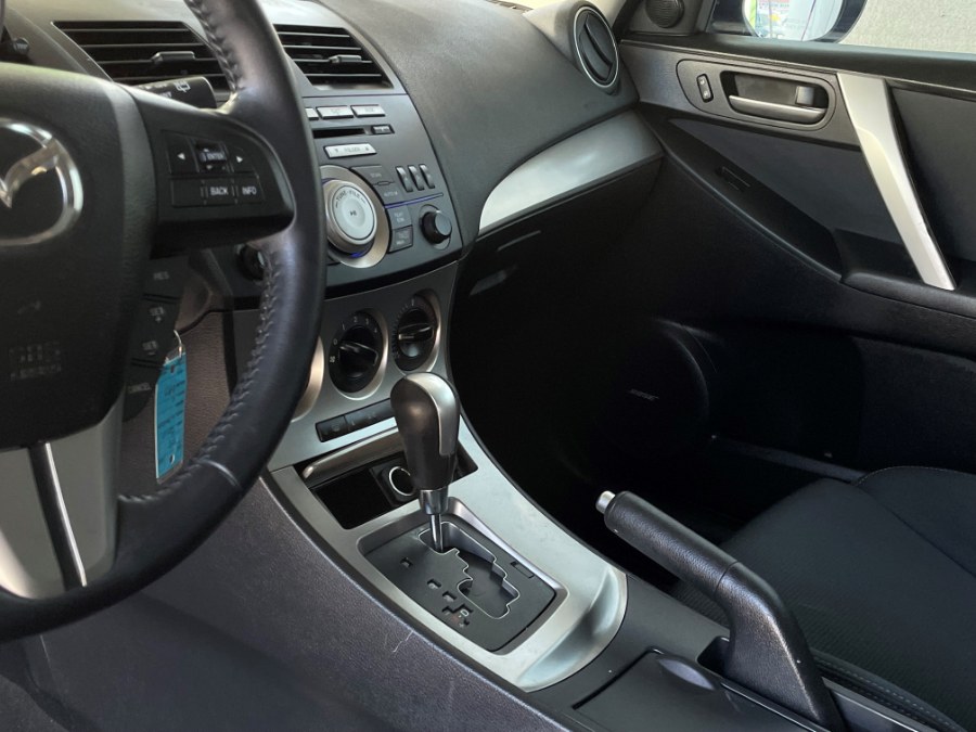 2010 Mazda Mazda3 5dr HB Auto s Sport, available for sale in Corona, California | Green Light Auto. Corona, California 2010 Mazda Mazda3 5dr HB Auto s Sport, available for sale in Corona, California | Green Light Auto. Corona, California