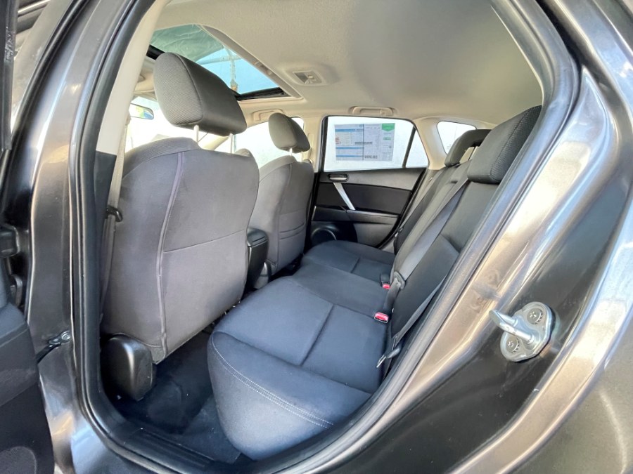 2010 Mazda Mazda3 5dr HB Auto s Sport, available for sale in Corona, California | Green Light Auto. Corona, California 2010 Mazda Mazda3 5dr HB Auto s Sport, available for sale in Corona, California | Green Light Auto. Corona, California