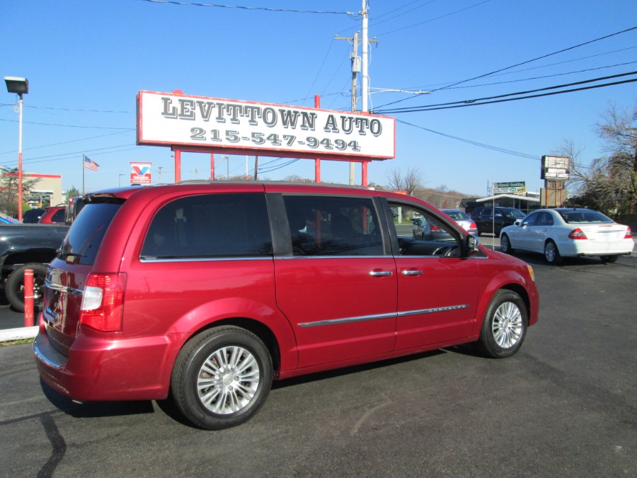 2015 Chrysler Town & Country 4dr Wgn Touring-L, available for sale in Levittown, Pennsylvania | Levittown Auto. Levittown, Pennsylvania 2015 Chrysler Town & Country 4dr Wgn Touring-L, available for sale in Levittown, Pennsylvania | Levittown Auto. Levittown, Pennsylvania