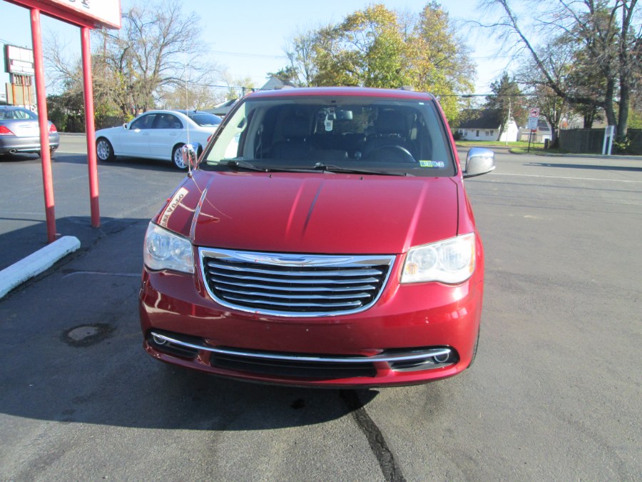 2015 Chrysler Town & Country 4dr Wgn Touring-L, available for sale in Levittown, Pennsylvania | Levittown Auto. Levittown, Pennsylvania 2015 Chrysler Town & Country 4dr Wgn Touring-L, available for sale in Levittown, Pennsylvania | Levittown Auto. Levittown, Pennsylvania
