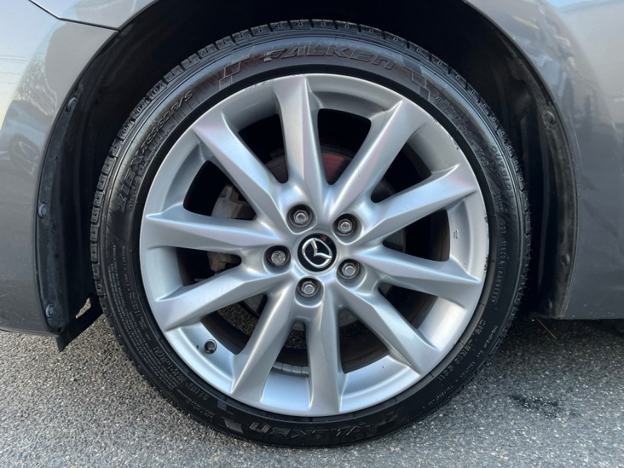 2017 Mazda Mazda3 5-Door Touring 2.5 Manual, available for sale in West Springfield, Massachusetts | Union Street Auto Sales. West Springfield, Massachusetts 2017 Mazda Mazda3 5-Door Touring 2.5 Manual, available for sale in West Springfield, Massachusetts | Union Street Auto Sales. West Springfield, Massachusetts