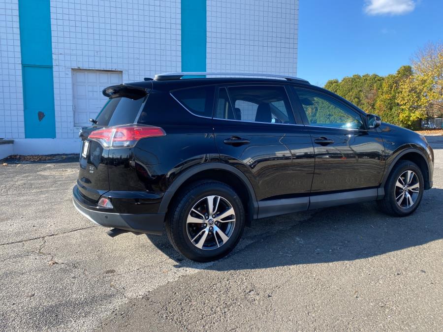 Used Toyota RAV4 AWD 4dr XLE (Natl) 2016 | Dealertown Auto Wholesalers. Milford, Connecticut Used Toyota RAV4 AWD 4dr XLE (Natl) 2016 | Dealertown Auto Wholesalers. Milford, Connecticut