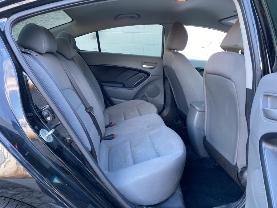 Used Kia Forte LX Auto 2017 | Dealertown Auto Wholesalers. Milford, Connecticut Used Kia Forte LX Auto 2017 | Dealertown Auto Wholesalers. Milford, Connecticut