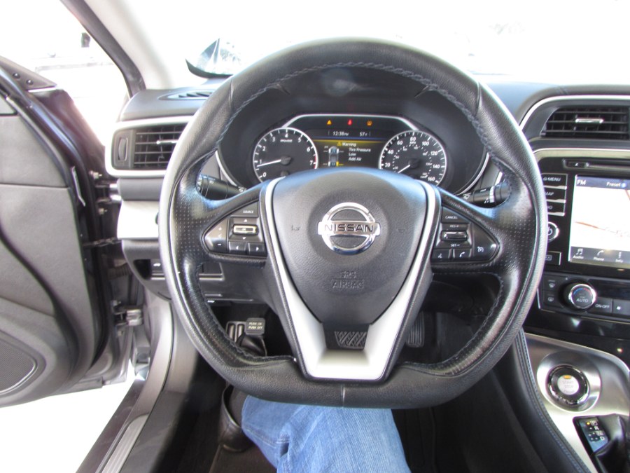 Used Nissan Maxima 4dr Sdn 3.5 Platinum 2016 | VIP Auto Enterprise, Inc. Orlando, Florida Used Nissan Maxima 4dr Sdn 3.5 Platinum 2016 | VIP Auto Enterprise, Inc. Orlando, Florida