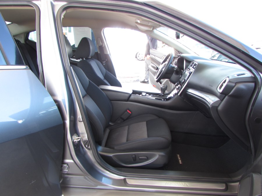 Used Nissan Maxima 4dr Sdn 3.5 Platinum 2016 | VIP Auto Enterprise, Inc. Orlando, Florida Used Nissan Maxima 4dr Sdn 3.5 Platinum 2016 | VIP Auto Enterprise, Inc. Orlando, Florida