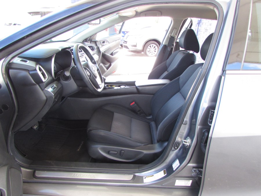 Used Nissan Maxima 4dr Sdn 3.5 Platinum 2016 | VIP Auto Enterprise, Inc. Orlando, Florida Used Nissan Maxima 4dr Sdn 3.5 Platinum 2016 | VIP Auto Enterprise, Inc. Orlando, Florida