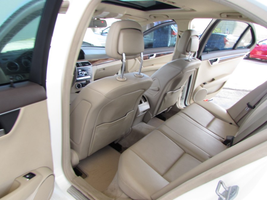 Used Mercedes-Benz C-Class 4dr Sdn C300 Sport 4MATIC 2012 | VIP Auto Enterprise, Inc. Orlando, Florida Used Mercedes-Benz C-Class 4dr Sdn C300 Sport 4MATIC 2012 | VIP Auto Enterprise, Inc. Orlando, Florida