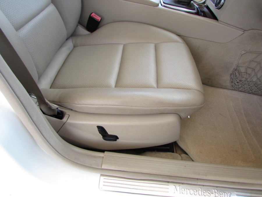 Used Mercedes-Benz C-Class 4dr Sdn C300 Sport 4MATIC 2012 | VIP Auto Enterprise, Inc. Orlando, Florida Used Mercedes-Benz C-Class 4dr Sdn C300 Sport 4MATIC 2012 | VIP Auto Enterprise, Inc. Orlando, Florida