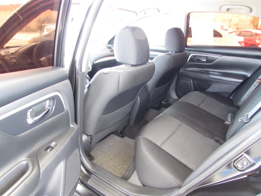 Used Nissan Altima 4dr Sdn I4 2.5 SR 2016 | VIP Auto Enterprise, Inc. Orlando, Florida Used Nissan Altima 4dr Sdn I4 2.5 SR 2016 | VIP Auto Enterprise, Inc. Orlando, Florida