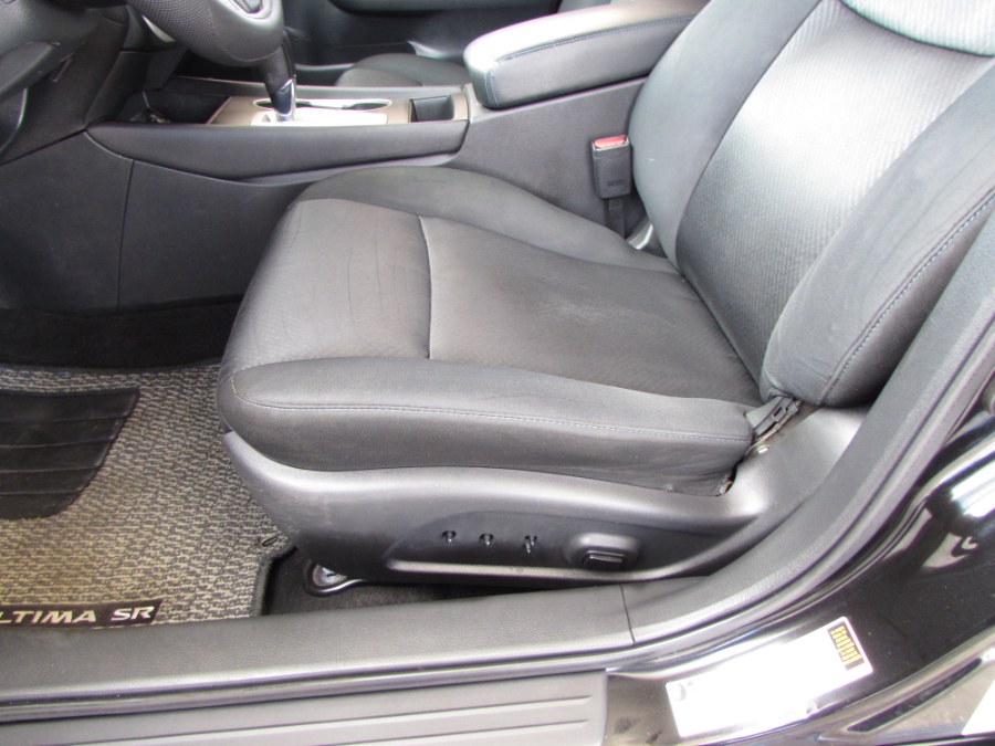 Used Nissan Altima 4dr Sdn I4 2.5 SR 2016 | VIP Auto Enterprise, Inc. Orlando, Florida Used Nissan Altima 4dr Sdn I4 2.5 SR 2016 | VIP Auto Enterprise, Inc. Orlando, Florida