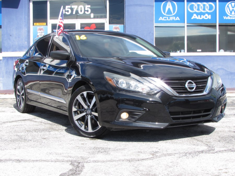 Used Nissan Altima 4dr Sdn I4 2.5 SR 2016 | VIP Auto Enterprise, Inc. Orlando, Florida Used Nissan Altima 4dr Sdn I4 2.5 SR 2016 | VIP Auto Enterprise, Inc. Orlando, Florida