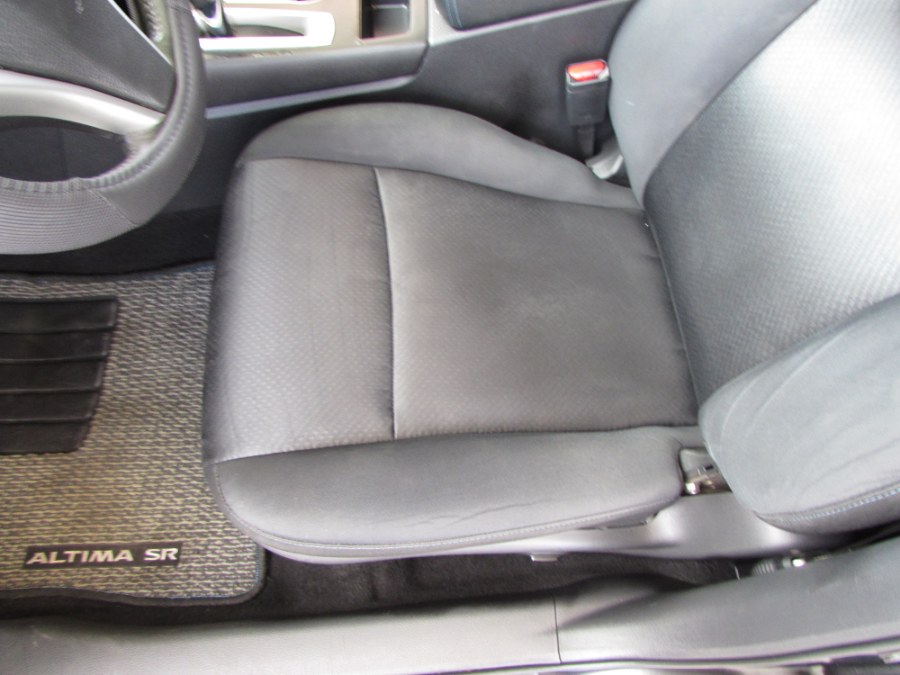 Used Nissan Altima 4dr Sdn I4 2.5 SR 2016 | VIP Auto Enterprise, Inc. Orlando, Florida Used Nissan Altima 4dr Sdn I4 2.5 SR 2016 | VIP Auto Enterprise, Inc. Orlando, Florida