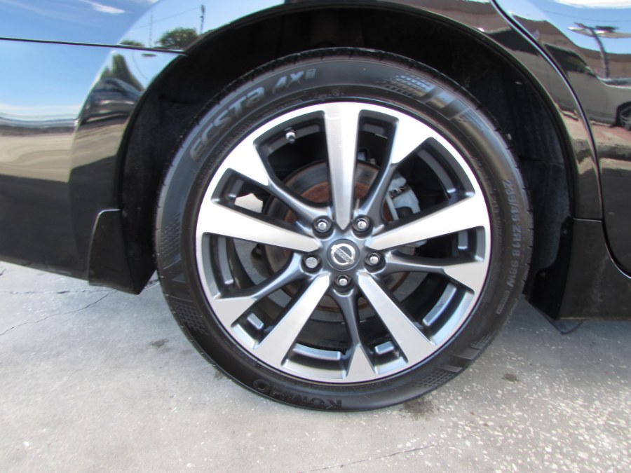 Used Nissan Altima 4dr Sdn I4 2.5 SR 2016 | VIP Auto Enterprise, Inc. Orlando, Florida Used Nissan Altima 4dr Sdn I4 2.5 SR 2016 | VIP Auto Enterprise, Inc. Orlando, Florida