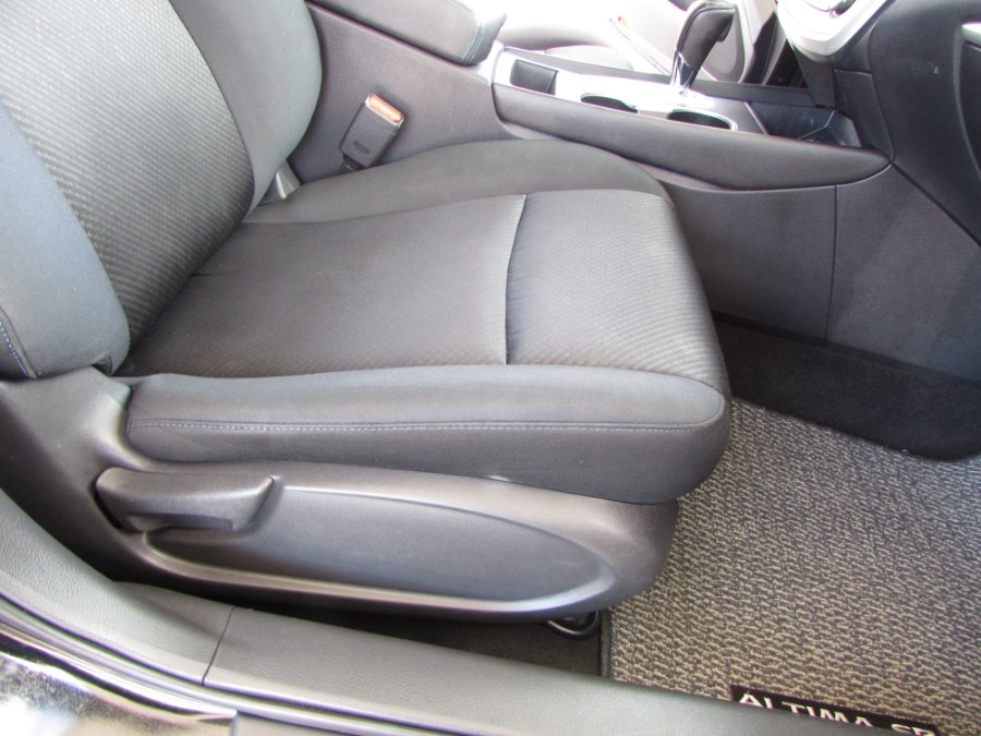 Used Nissan Altima 4dr Sdn I4 2.5 SR 2016 | VIP Auto Enterprise, Inc. Orlando, Florida Used Nissan Altima 4dr Sdn I4 2.5 SR 2016 | VIP Auto Enterprise, Inc. Orlando, Florida