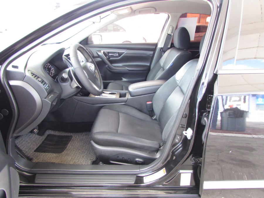 Used Nissan Altima 4dr Sdn I4 2.5 SR 2016 | VIP Auto Enterprise, Inc. Orlando, Florida Used Nissan Altima 4dr Sdn I4 2.5 SR 2016 | VIP Auto Enterprise, Inc. Orlando, Florida