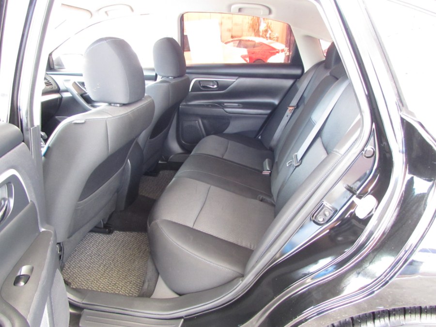 Used Nissan Altima 4dr Sdn I4 2.5 SR 2016 | VIP Auto Enterprise, Inc. Orlando, Florida Used Nissan Altima 4dr Sdn I4 2.5 SR 2016 | VIP Auto Enterprise, Inc. Orlando, Florida