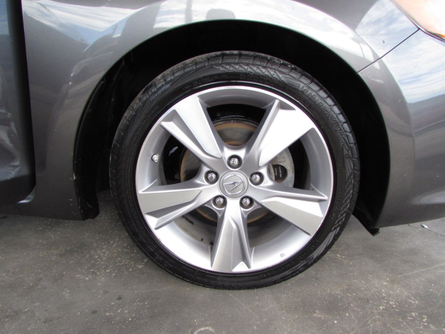 Used Acura ILX 4dr Sdn 2.0L Tech Pkg 2013 | VIP Auto Enterprise, Inc. Orlando, Florida Used Acura ILX 4dr Sdn 2.0L Tech Pkg 2013 | VIP Auto Enterprise, Inc. Orlando, Florida