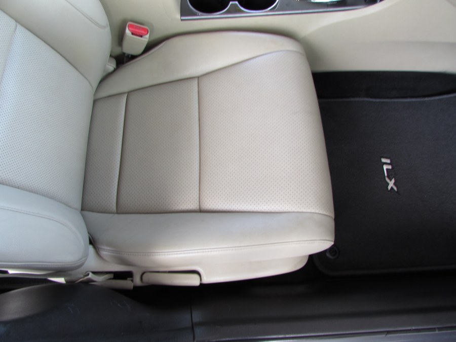 Used Acura ILX 4dr Sdn 2.0L Tech Pkg 2013 | VIP Auto Enterprise, Inc. Orlando, Florida Used Acura ILX 4dr Sdn 2.0L Tech Pkg 2013 | VIP Auto Enterprise, Inc. Orlando, Florida