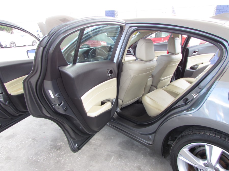 Used Acura ILX 4dr Sdn 2.0L Tech Pkg 2013 | VIP Auto Enterprise, Inc. Orlando, Florida Used Acura ILX 4dr Sdn 2.0L Tech Pkg 2013 | VIP Auto Enterprise, Inc. Orlando, Florida