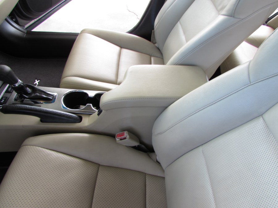Used Acura ILX 4dr Sdn 2.0L Tech Pkg 2013 | VIP Auto Enterprise, Inc. Orlando, Florida Used Acura ILX 4dr Sdn 2.0L Tech Pkg 2013 | VIP Auto Enterprise, Inc. Orlando, Florida