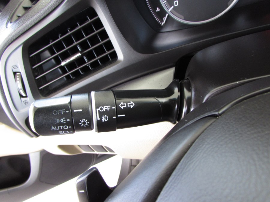 Used Acura ILX 4dr Sdn 2.0L Tech Pkg 2013 | VIP Auto Enterprise, Inc. Orlando, Florida Used Acura ILX 4dr Sdn 2.0L Tech Pkg 2013 | VIP Auto Enterprise, Inc. Orlando, Florida