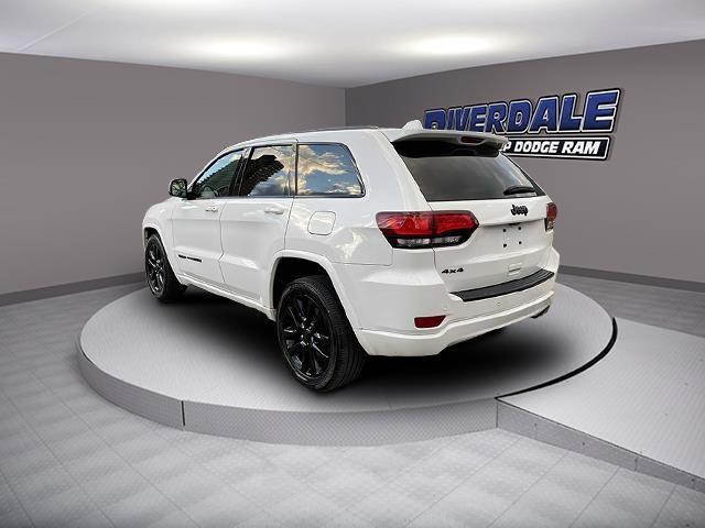 Used Jeep Grand Cherokee Altitude 2017 | Eastchester Motor Cars. Bronx, New York Used Jeep Grand Cherokee Altitude 2017 | Eastchester Motor Cars. Bronx, New York