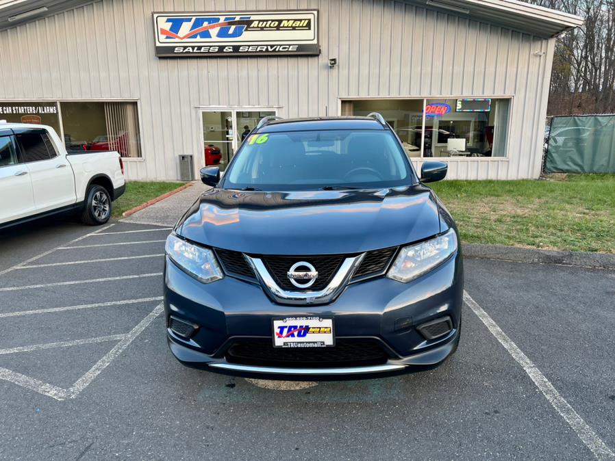2016 Nissan Rogue AWD 4dr SV, available for sale in Berlin, Connecticut | Tru Auto Mall. Berlin, Connecticut 2016 Nissan Rogue AWD 4dr SV, available for sale in Berlin, Connecticut | Tru Auto Mall. Berlin, Connecticut