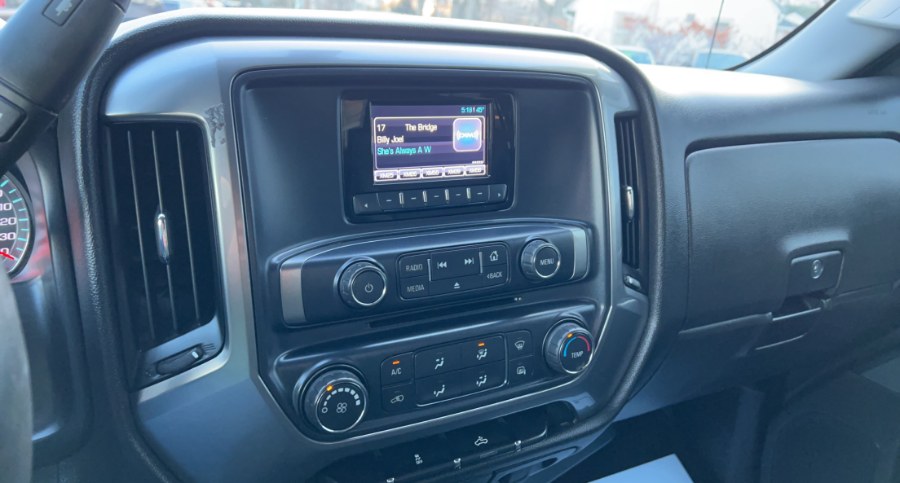 2014 Chevrolet Silverado 1500 4WD Double Cab 143.5" LT w/1LT, available for sale in Waterbury, Connecticut | West End Automotive Center. Waterbury, Connecticut 2014 Chevrolet Silverado 1500 4WD Double Cab 143.5" LT w/1LT, available for sale in Waterbury, Connecticut | West End Automotive Center. Waterbury, Connecticut