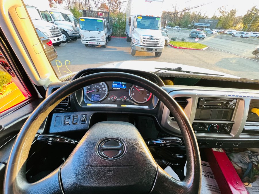 2019 HINO 268A 26 FEET DRY BOX + LIFT GATE + NO CDL, available for sale in South Amboy, New Jersey | NJ Truck Spot. South Amboy, New Jersey 2019 HINO 268A 26 FEET DRY BOX + LIFT GATE + NO CDL, available for sale in South Amboy, New Jersey | NJ Truck Spot. South Amboy, New Jersey