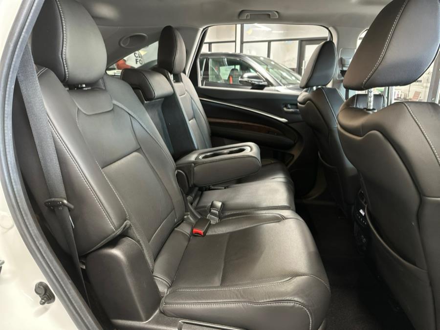 Used Acura MDX w/ Tech Pkg SH-AWD 7-Passenger w/Technology Pkg 2020 | Jamaica 26 Motors. Hollis, New York