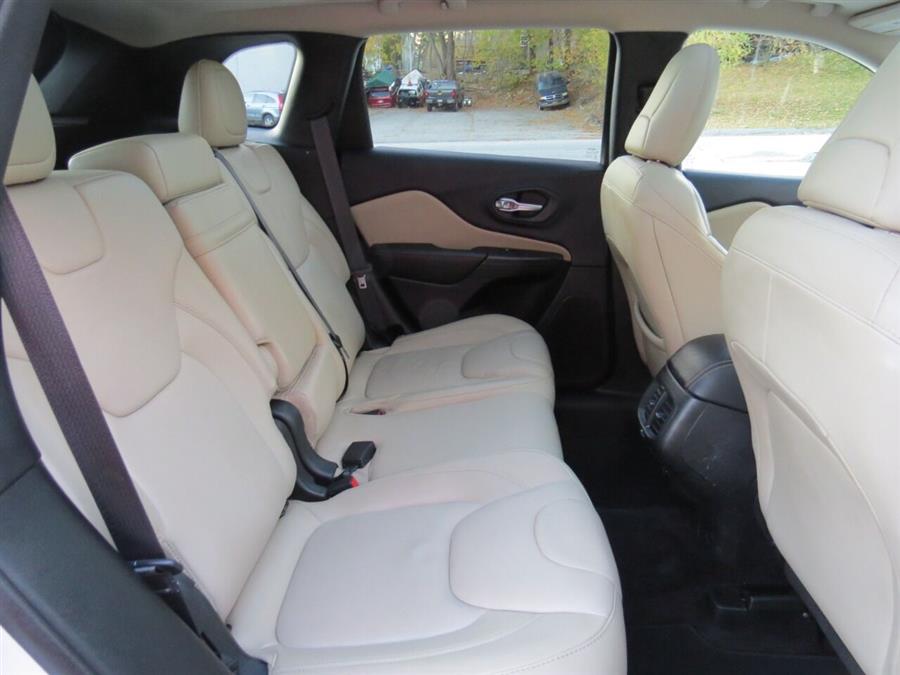 Used Jeep Cherokee Limited 4x4 4dr SUV 2017 | Lake City Exports Inc. Auburn, Maine Used Jeep Cherokee Limited 4x4 4dr SUV 2017 | Lake City Exports Inc. Auburn, Maine