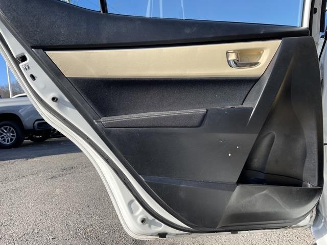 Used Toyota Corolla LE 2017 | Blasius Federal Road. Brookfield, Connecticut Used Toyota Corolla LE 2017 | Blasius Federal Road. Brookfield, Connecticut