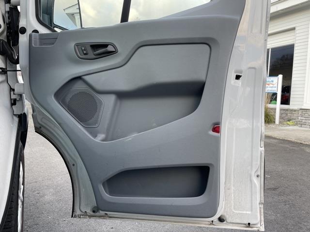 Used Ford Transit-150 XL 2015 | Blasius Federal Road. Brookfield, Connecticut Used Ford Transit-150 XL 2015 | Blasius Federal Road. Brookfield, Connecticut