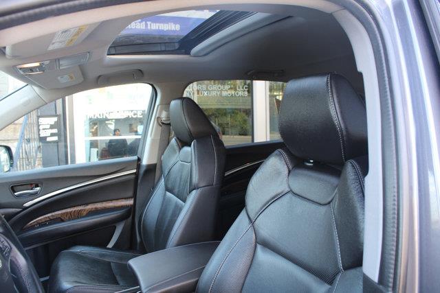 2020 Acura Mdx w/Technology Pkg, available for sale in Elmont, New York | NY Luxury Motors. Elmont, New York 2020 Acura Mdx w/Technology Pkg, available for sale in Elmont, New York | NY Luxury Motors. Elmont, New York