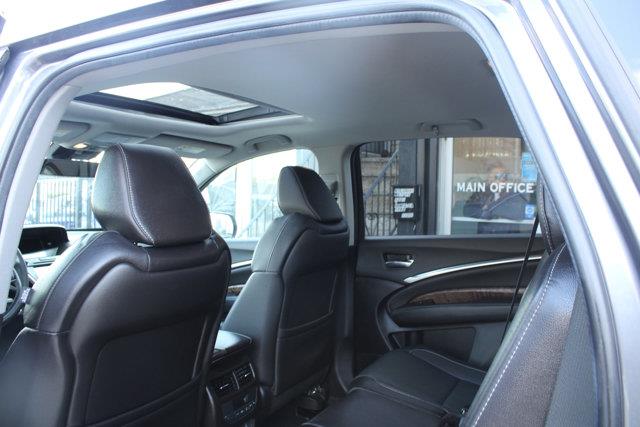 2020 Acura Mdx w/Technology Pkg, available for sale in Elmont, New York | NY Luxury Motors. Elmont, New York 2020 Acura Mdx w/Technology Pkg, available for sale in Elmont, New York | NY Luxury Motors. Elmont, New York