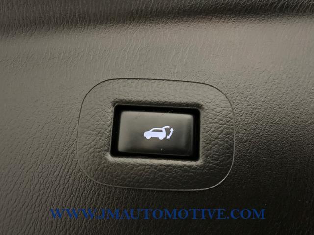 Used Infiniti Qx56 4WD 4dr 8-passenger 2012 | J&M Automotive Sls&Svc LLC. Naugatuck, Connecticut Used Infiniti Qx56 4WD 4dr 8-passenger 2012 | J&M Automotive Sls&Svc LLC. Naugatuck, Connecticut