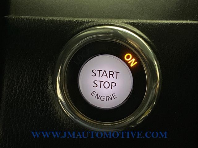 Used Infiniti Qx56 4WD 4dr 8-passenger 2012 | J&M Automotive Sls&Svc LLC. Naugatuck, Connecticut Used Infiniti Qx56 4WD 4dr 8-passenger 2012 | J&M Automotive Sls&Svc LLC. Naugatuck, Connecticut