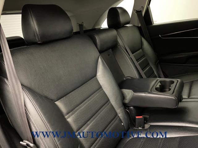 2016 Kia Sorento AWD 4dr 3.3L EX, available for sale in Naugatuck, Connecticut | J&M Automotive Sls&Svc LLC. Naugatuck, Connecticut 2016 Kia Sorento AWD 4dr 3.3L EX, available for sale in Naugatuck, Connecticut | J&M Automotive Sls&Svc LLC. Naugatuck, Connecticut