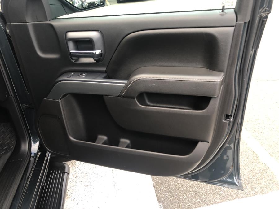 2017 Chevrolet Silverado 1500 4WD Double Cab 2LT, available for sale in Waterbury, Connecticut | National Auto Brokers, Inc.. Waterbury, Connecticut 2017 Chevrolet Silverado 1500 4WD Double Cab 2LT, available for sale in Waterbury, Connecticut | National Auto Brokers, Inc.. Waterbury, Connecticut