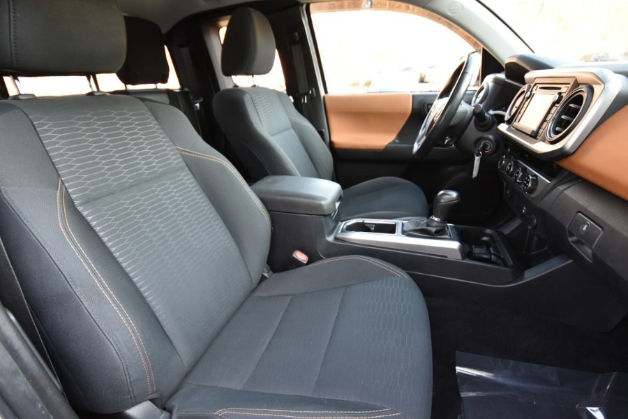 Used Toyota Tacoma SR5 Access Cab 6'' Bed V6 4x4 AT 2018 | Highline Car Connection. Waterbury, Connecticut Used Toyota Tacoma SR5 Access Cab 6'' Bed V6 4x4 AT 2018 | Highline Car Connection. Waterbury, Connecticut