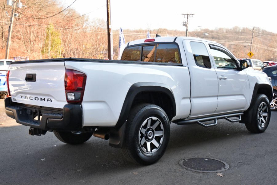 Used Toyota Tacoma SR5 Access Cab 6'' Bed V6 4x4 AT 2018 | Highline Car Connection. Waterbury, Connecticut Used Toyota Tacoma SR5 Access Cab 6'' Bed V6 4x4 AT 2018 | Highline Car Connection. Waterbury, Connecticut