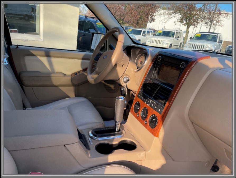 2008 Ford Explorer 4WD 4dr V6 Eddie Bauer, available for sale in Huntington Station, New York | My Auto Inc.. Huntington Station, New York 2008 Ford Explorer 4WD 4dr V6 Eddie Bauer, available for sale in Huntington Station, New York | My Auto Inc.. Huntington Station, New York
