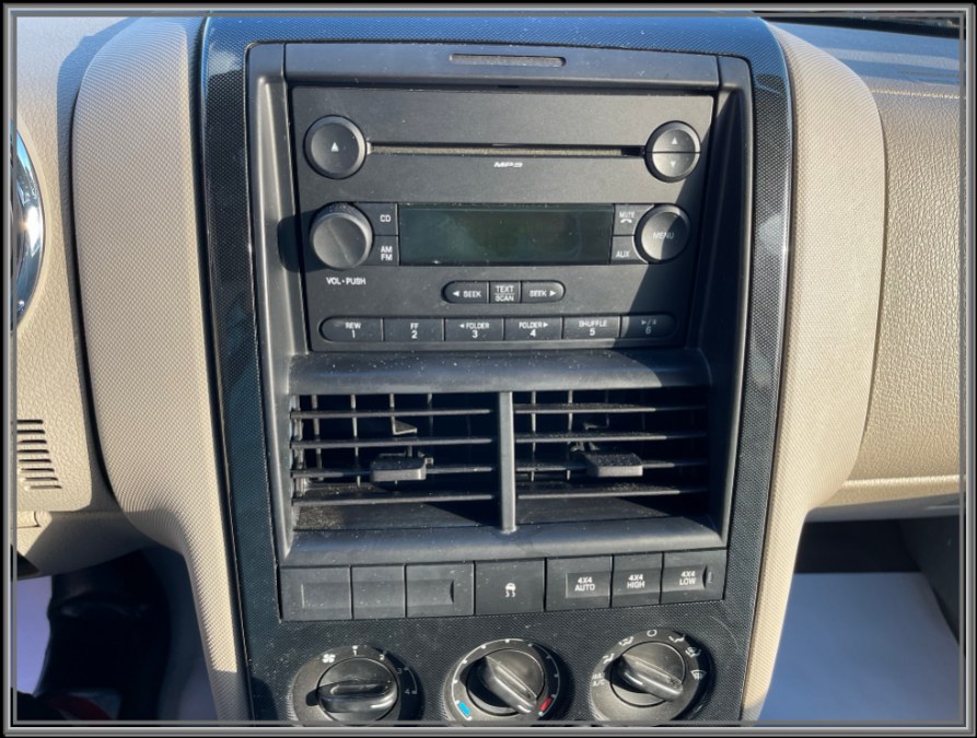 2006 Ford Explorer 4dr 114" WB 4.0L XLT 4WD, available for sale in Huntington Station, New York | My Auto Inc.. Huntington Station, New York 2006 Ford Explorer 4dr 114" WB 4.0L XLT 4WD, available for sale in Huntington Station, New York | My Auto Inc.. Huntington Station, New York