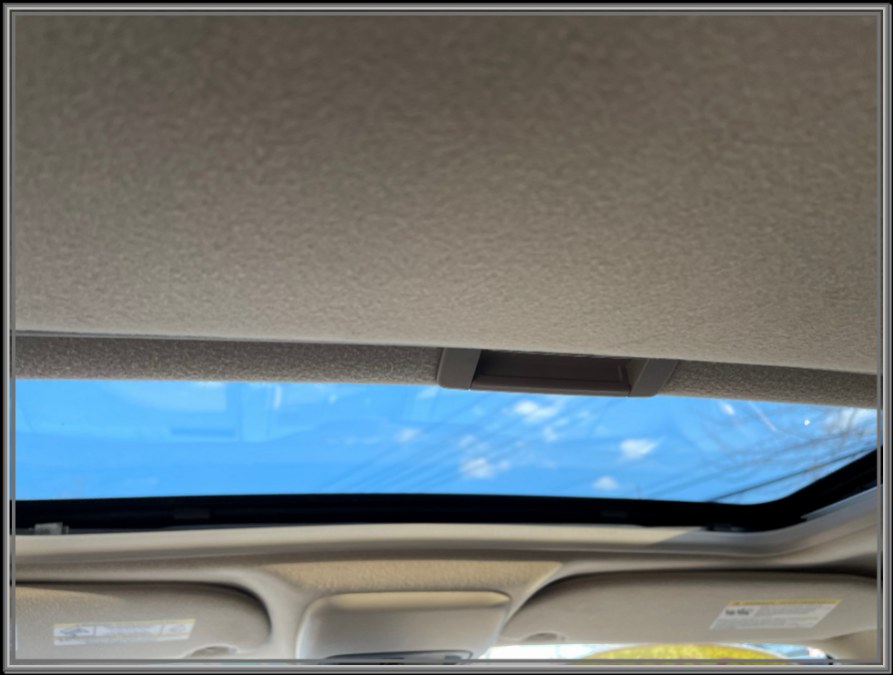 2006 Ford Explorer 4dr 114" WB 4.0L XLT 4WD, available for sale in Huntington Station, New York | My Auto Inc.. Huntington Station, New York 2006 Ford Explorer 4dr 114" WB 4.0L XLT 4WD, available for sale in Huntington Station, New York | My Auto Inc.. Huntington Station, New York