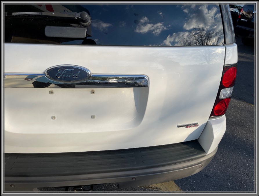 2006 Ford Explorer 4dr 114" WB 4.0L XLT 4WD, available for sale in Huntington Station, New York | My Auto Inc.. Huntington Station, New York 2006 Ford Explorer 4dr 114" WB 4.0L XLT 4WD, available for sale in Huntington Station, New York | My Auto Inc.. Huntington Station, New York