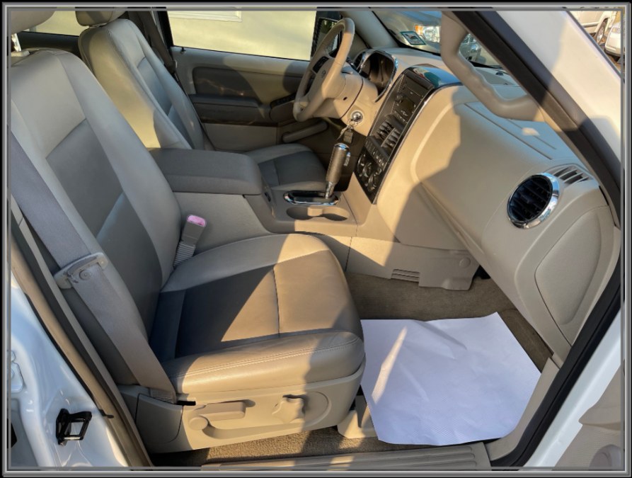 2006 Ford Explorer 4dr 114" WB 4.0L XLT 4WD, available for sale in Huntington Station, New York | My Auto Inc.. Huntington Station, New York 2006 Ford Explorer 4dr 114" WB 4.0L XLT 4WD, available for sale in Huntington Station, New York | My Auto Inc.. Huntington Station, New York