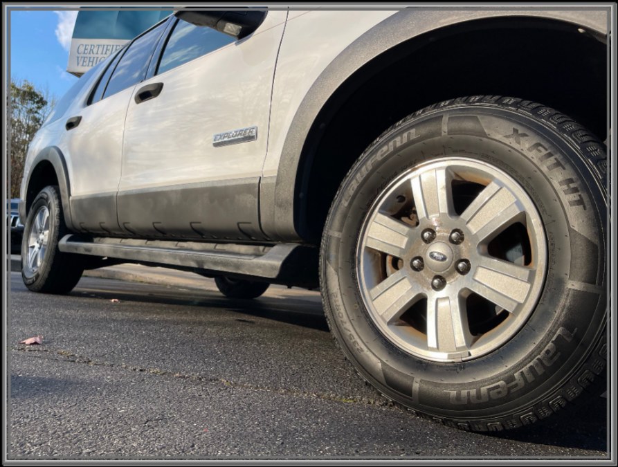 2006 Ford Explorer 4dr 114" WB 4.0L XLT 4WD, available for sale in Huntington Station, New York | My Auto Inc.. Huntington Station, New York 2006 Ford Explorer 4dr 114" WB 4.0L XLT 4WD, available for sale in Huntington Station, New York | My Auto Inc.. Huntington Station, New York